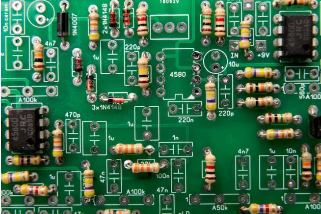 What is Digital Electronics? Basic Concepts, Components, and Applications